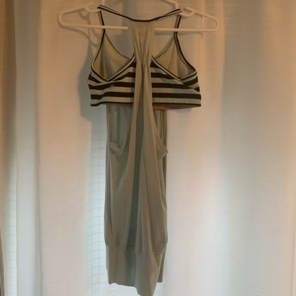 Lululemon No Limits Tank - Size 4 - Picture 2 of 4